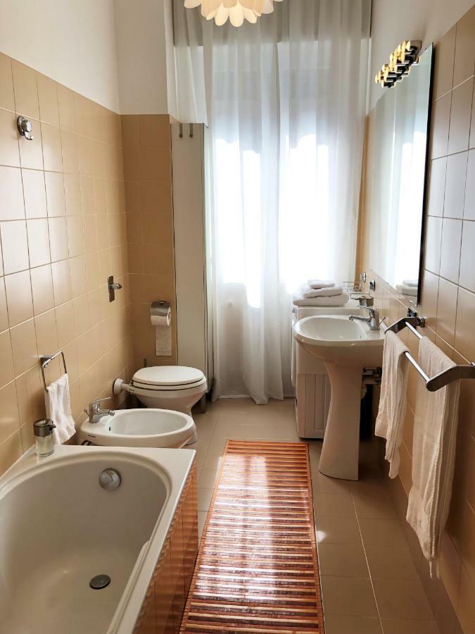 Gg Mentana Rooms Como Exterior foto